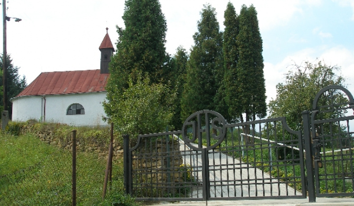 Kostoly v obci