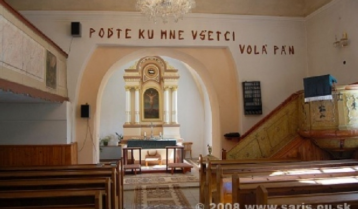 Kostoly v obci